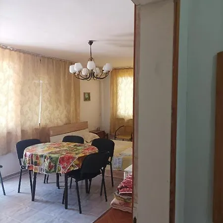 Apartman Rita's - Family By The Sea *